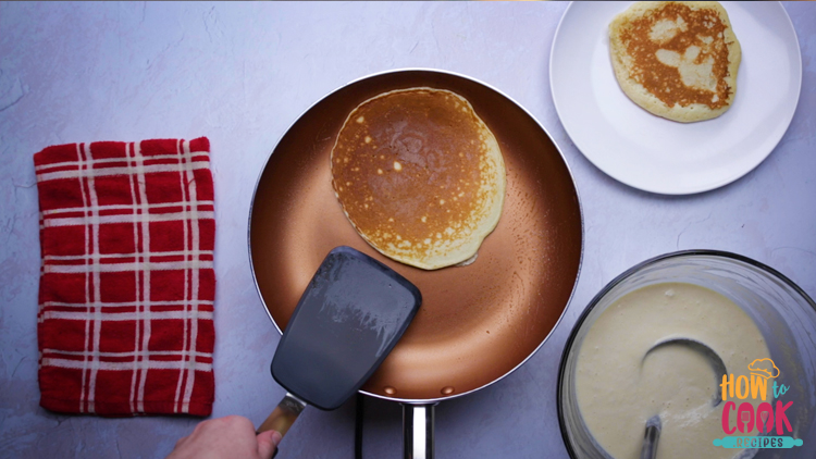 Easy step-by-step pancakes recipe