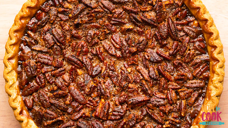Best toppings to serve with pecan pie