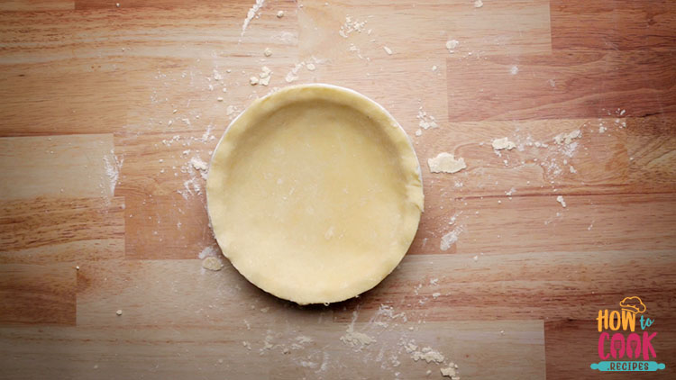 Pie crust in pie dish
