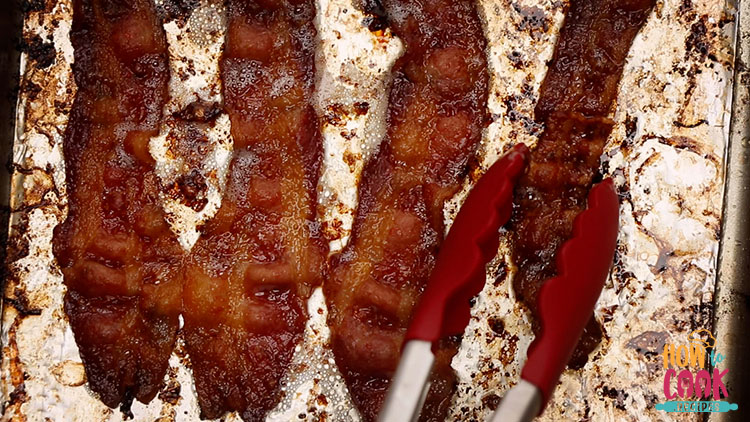 Is it better to cook bacon in the oven or on the stove