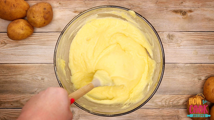 Traditional mashed potatoes recipe