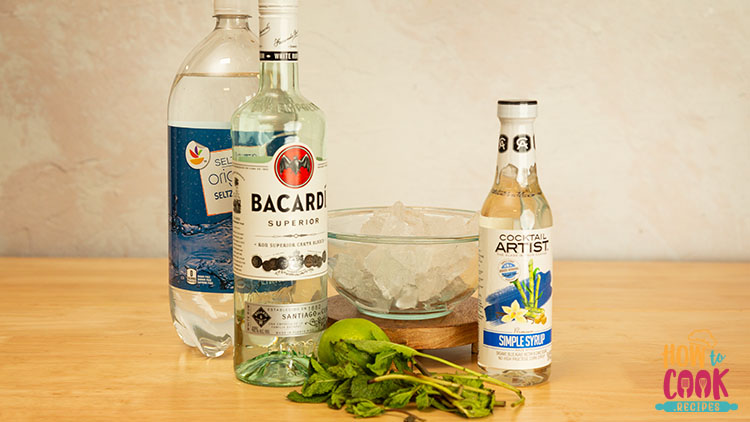 What are the ingredients for a mojito