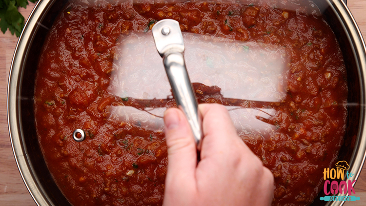 How do you make spaghetti sauce better