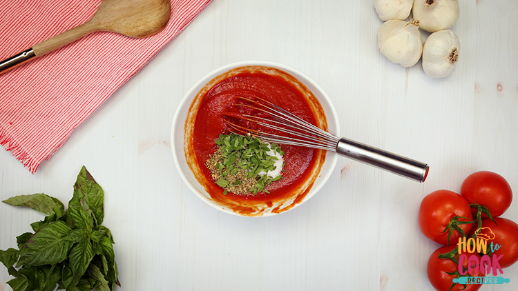 How do you make pizza sauce from scratch
