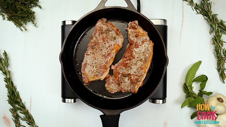 How to cook steak in the oven